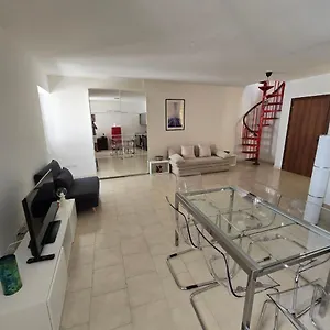 la-torretta-apartment.hotelinveneto.com/