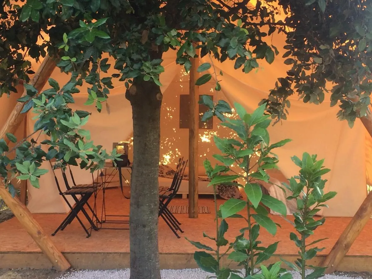 Bnatural Glamping Naturista/Nudista Baratti Campsite